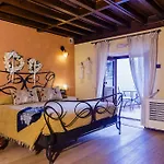 Avalon Boutique Rhodes 4*