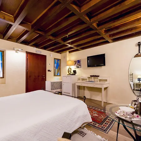 Avalon Boutique Rhodes Hotel